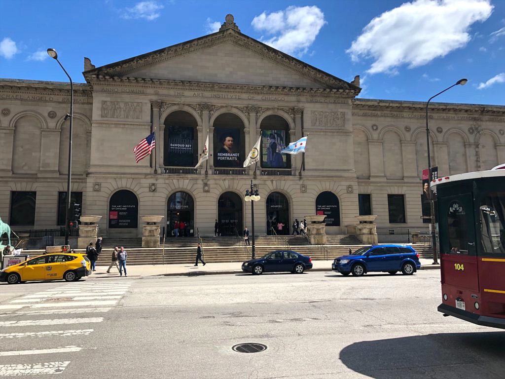 The Art Institute of Chicago Exterior